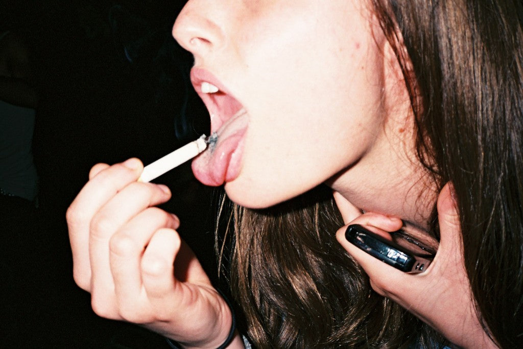 how many packs of cigarettes allowed in international flights Can you bring cigarettes on a plane? how many packs of cigarettes allowed in international flights Can you bring cigarettes on a plane?
